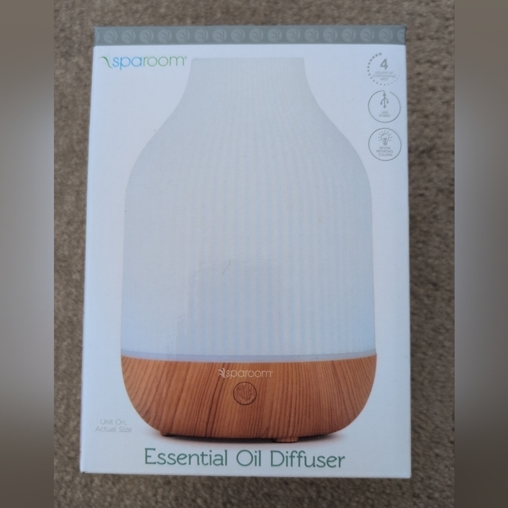 Sparoom Essential Medium Size Color Changing Misting Oil Diffuser - Picture 2 of 8